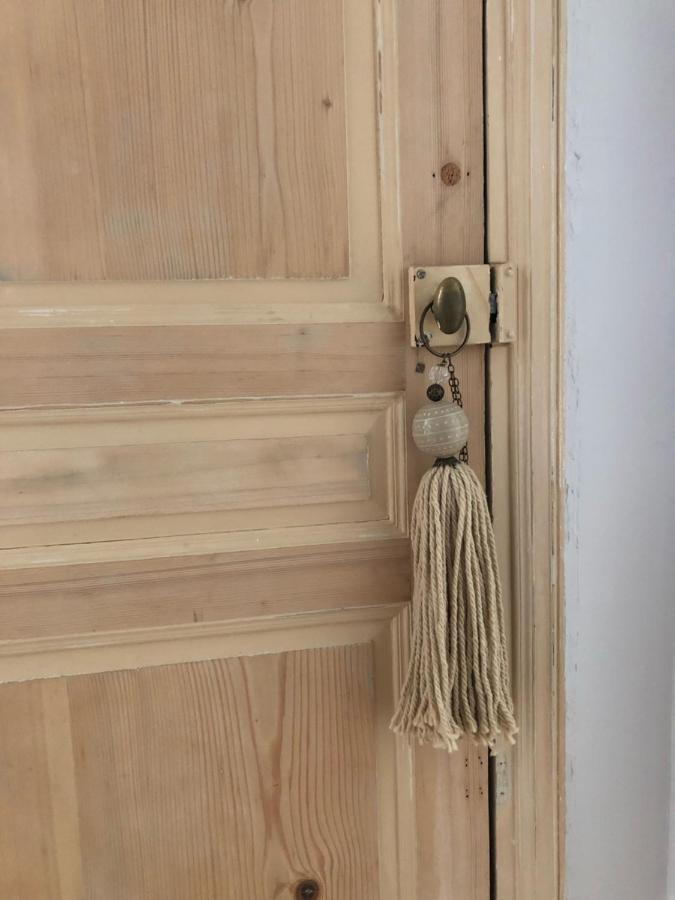 Le Gite De Tassigny Meursault Bagian luar foto