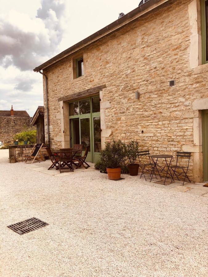 Le Gite De Tassigny Meursault Bagian luar foto
